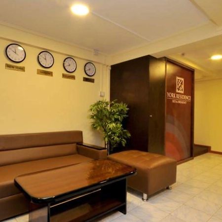 York Residence Yangon Exterior foto